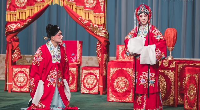 著名京劇表演藝術家李勝素、于魁智領銜主演 梅派經典大戲《鳳還巢》在通上演